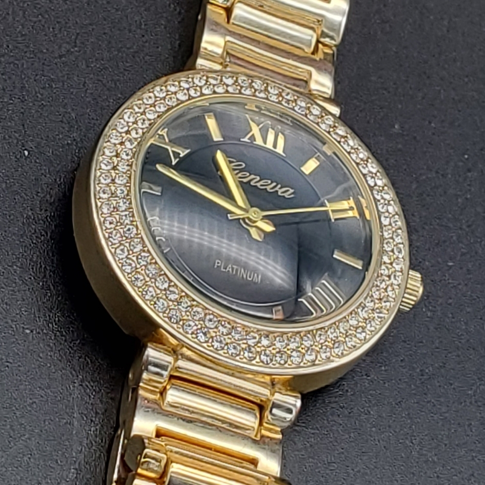 Watch - Picture 6 of 10